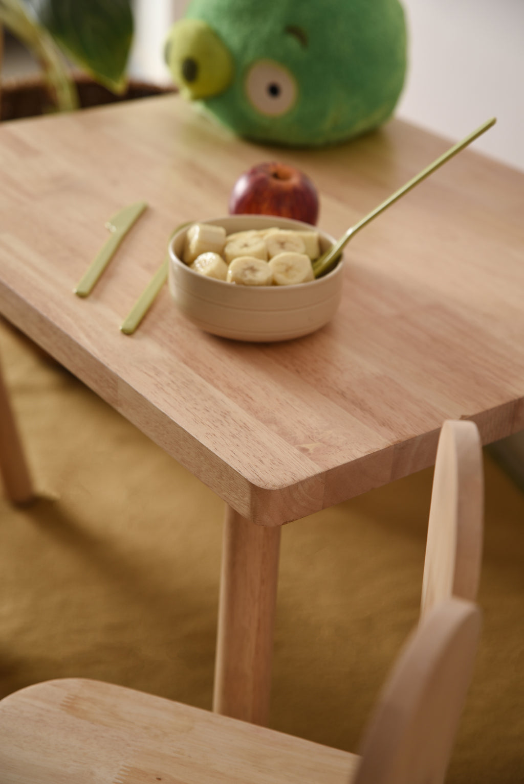 BUNNY TABLE