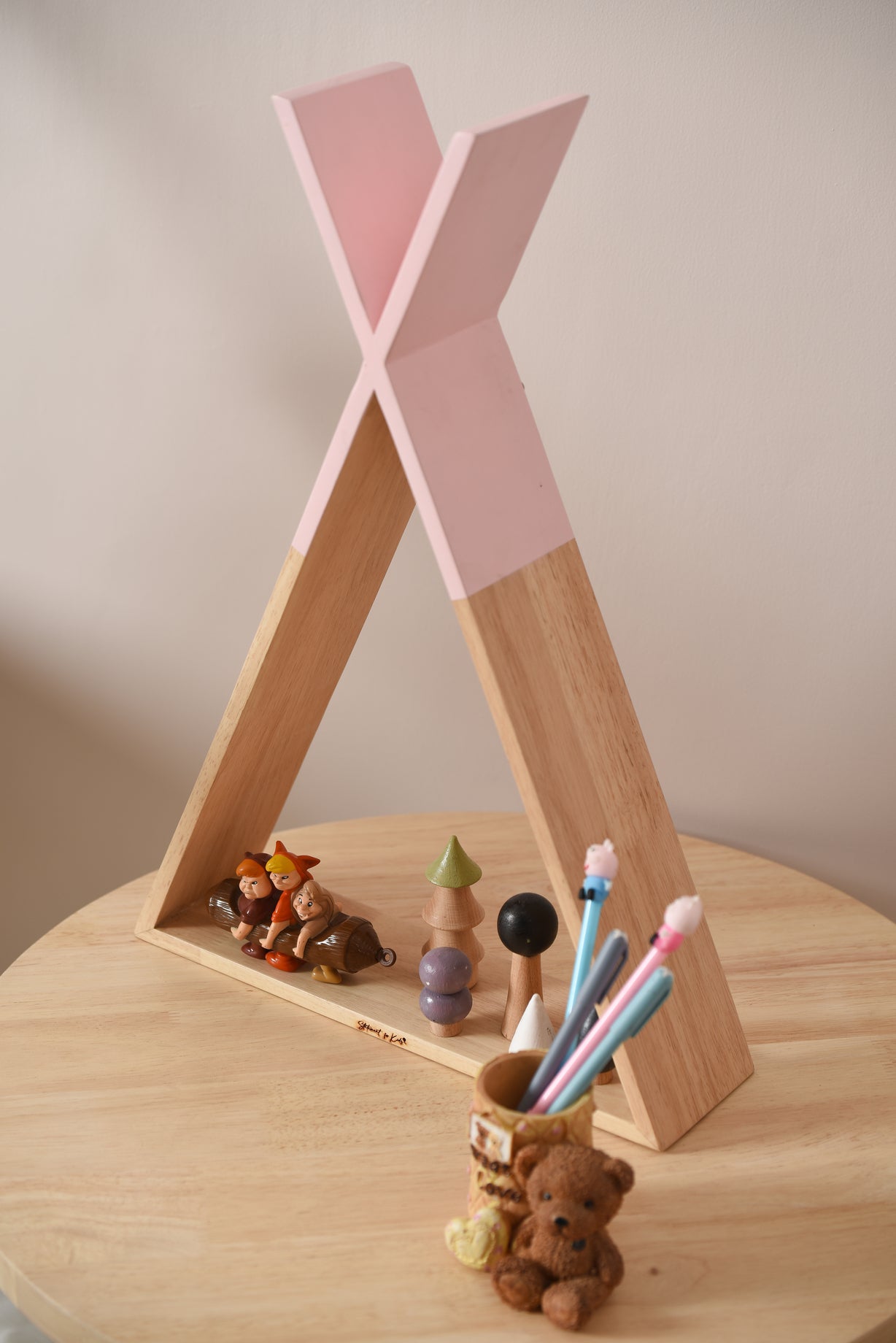 TEEPEE WALL SHELF (BABY PINK)