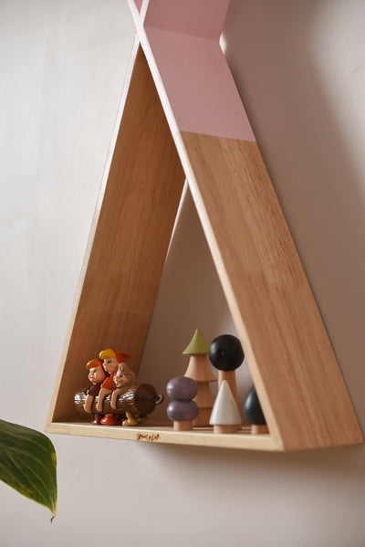 TEEPEE WALL SHELF (BABY PINK)