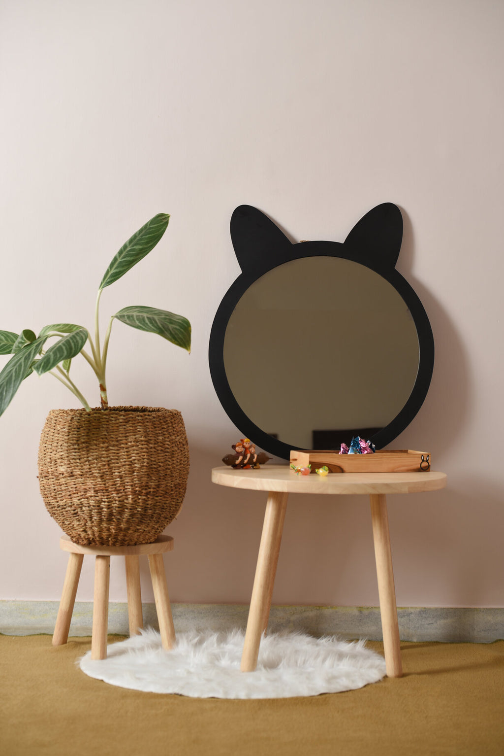 STATEMENT CAT MIRROR