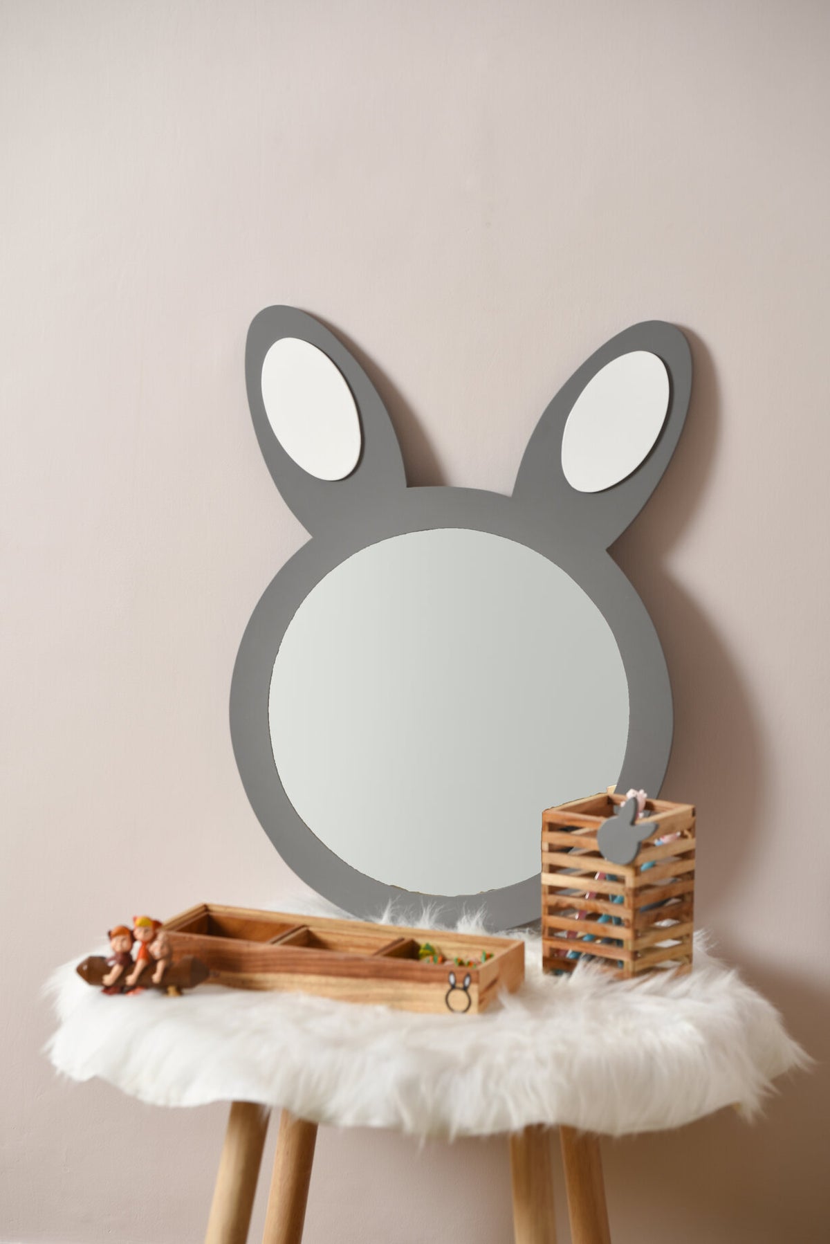 STATEMENT BUNNY MIRROR